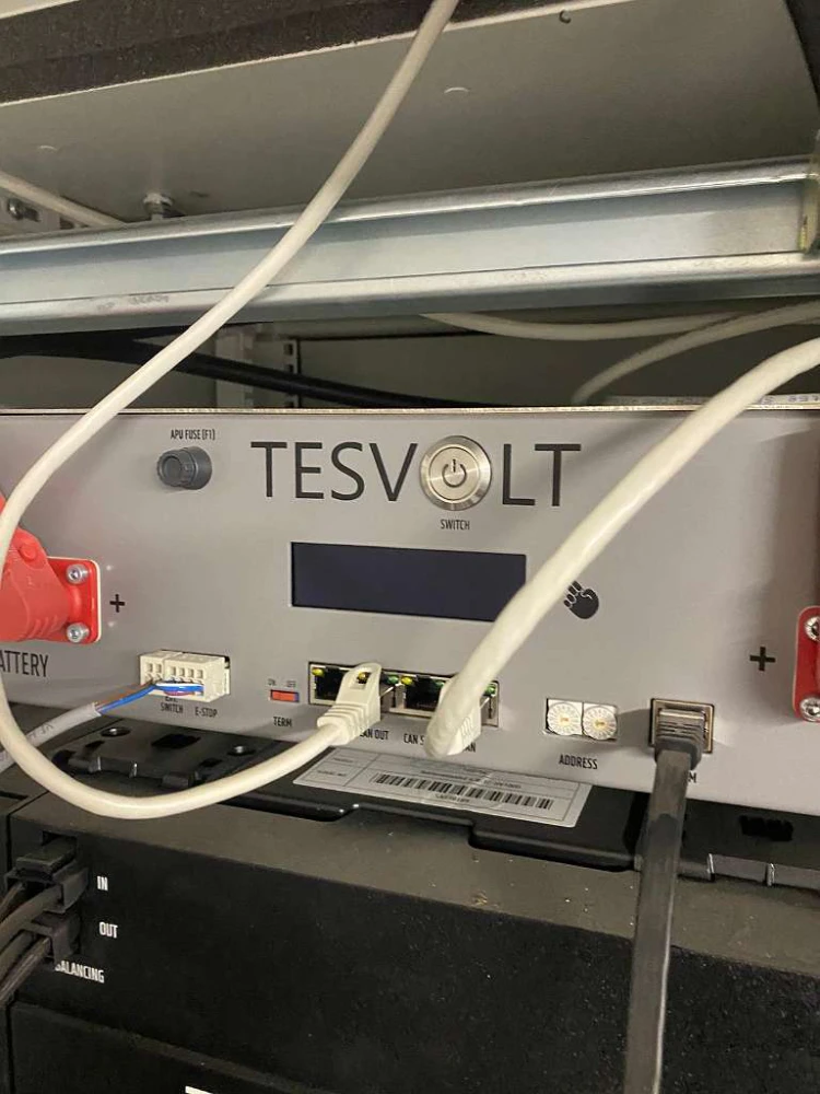 Tesvolt vezérlőegység közelről